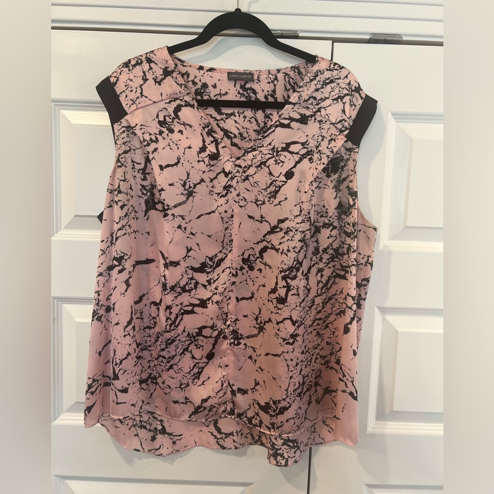 Vince Camuto Shell